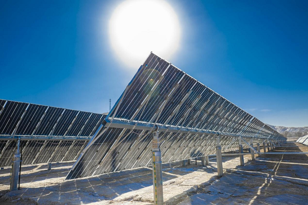 地面跟踪式光伏项目.png 地面跟踪式光伏项目.png