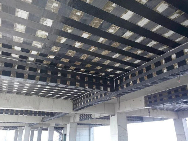 梁板结构粘贴碳纤维加固.png 梁板结构粘贴碳纤维加固.png