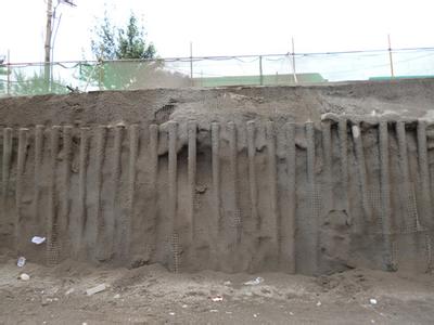 钢管微型桩支护.jpg 钢管微型桩支护.jpg